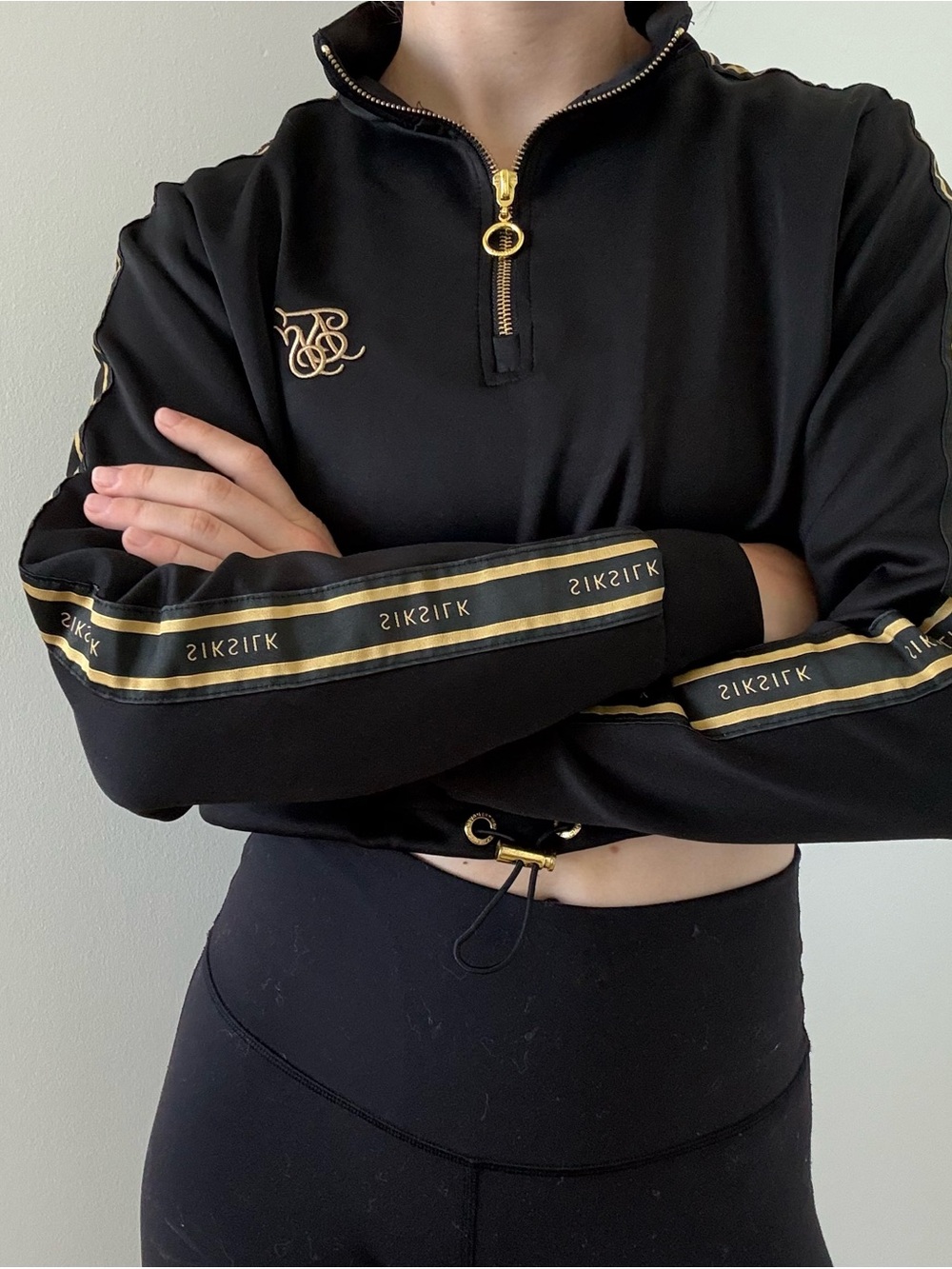 Black Cropped Zip-Up Sweatshirt